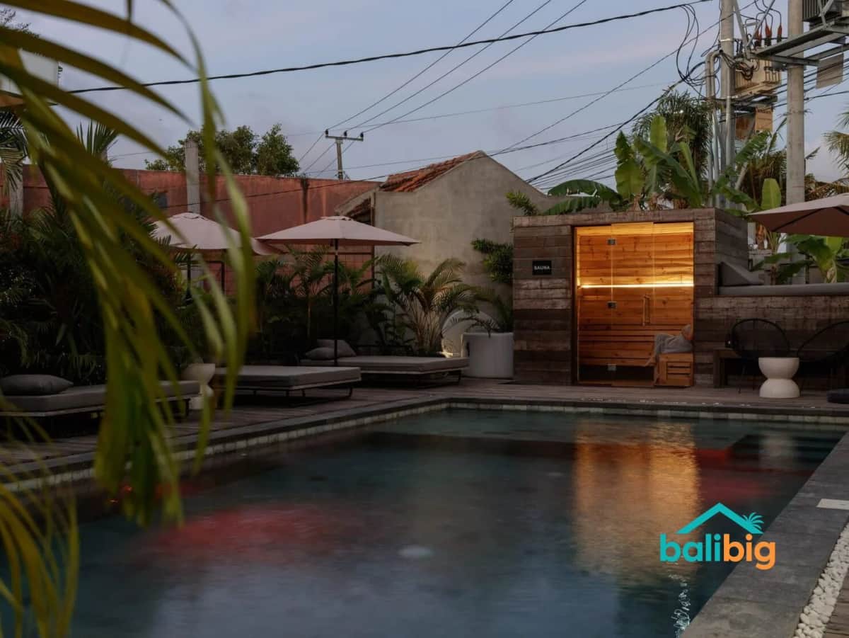 1BR Villa 54 m² - image 1